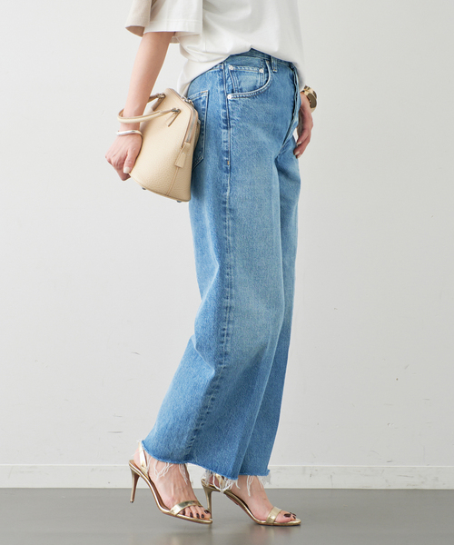 Deuxieme Classe（ドゥーズィエムクラス）の「【CITIZENS OF HUMANITY/シチズンズ・オブ・ヒューマニティ】AYLA RAW HEM CROP D（デニムパンツ・レディース・ブルー・24/25/27/26）」の2枚目の写真
