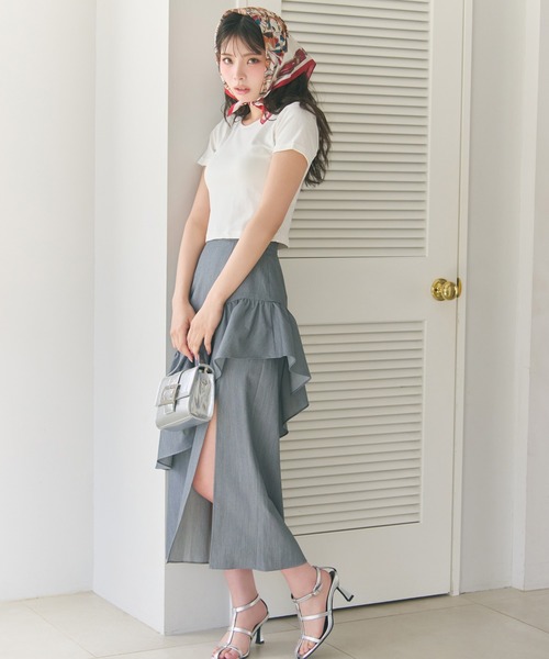 REDYAZEL（レディアゼル）の「アシメフリルスカート（スカート・レディース・ブラック/ブルー/グレー・SMALL/MEDIUM）」の4枚目の写真