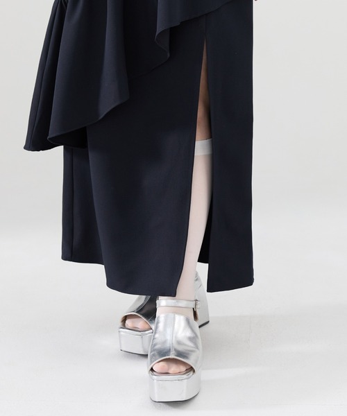 REDYAZEL（レディアゼル）の「アシメフリルスカート（スカート・レディース・ブラック/ブルー/グレー・SMALL/MEDIUM）」の18枚目の写真