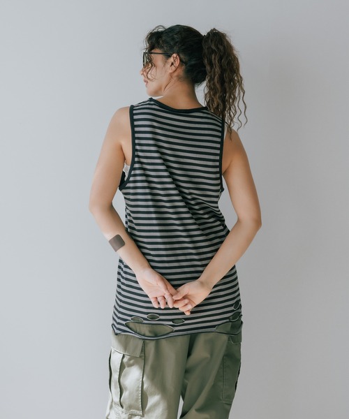 ROOPTOKYO（ループトウキョウ）の「ダメージ加工タンクトップ（タンクトップ・メンズ・グレー系その他/グレー/ホワイト系その他/ホワイト/ブラック・FREE）」の21枚目の写真