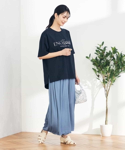 a.v.v(アーヴェヴェ)の「【コットン100%】クラシックロゴTシャツ(Tシャツ/カットソー・レディース・チャコールグレー/ホワイト/ネイビー・36/38/40/42/34)」の7枚目の写真