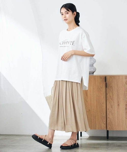 a.v.v(アーヴェヴェ)の「【コットン100%】クラシックロゴTシャツ(Tシャツ/カットソー・レディース・チャコールグレー/ホワイト/ネイビー・36/38/40/42/34)」の13枚目の写真