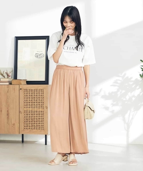 a.v.v(アーヴェヴェ)の「【コットン100%】クラシックロゴTシャツ(Tシャツ/カットソー・レディース・チャコールグレー/ホワイト/ネイビー・36/38/40/42/34)」の16枚目の写真