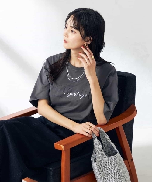 a.v.v(アーヴェヴェ)の「【コットン100%】クラシックロゴTシャツ(Tシャツ/カットソー・レディース・チャコールグレー/ホワイト/ネイビー・36/38/40/42/34)」の19枚目の写真