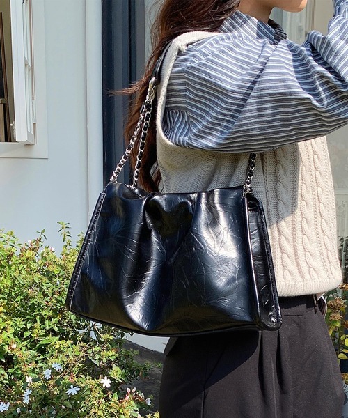 aimoha(アイモハ)の「B.A.G. チェーンレザーショルダーバッグ(ショルダーバッグ・レディース・オフホワイト/シルバー/ブラック・FREE)」の5枚目の写真