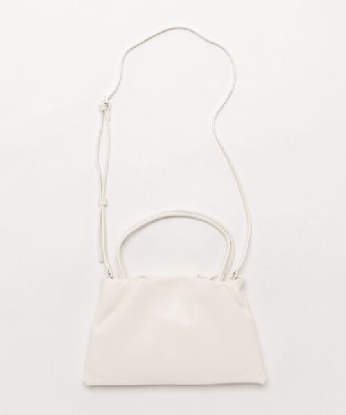cache cache(カシュ カシュ)の「カシュカシュ cachecache / タック入り2wayショルダー(ショルダーバッグ・レディース・シルバー/ブラック/ホワイト・FREE)」の16枚目の写真