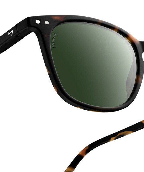 IZIPIZI(イジピジ)の「【IZIPIZI/イジピジ】SUN POLARIZED#E Iconic trapeze(サングラス・メンズ・ダークブラウン/ブラック/イエロー・FREE)」の10枚目の写真