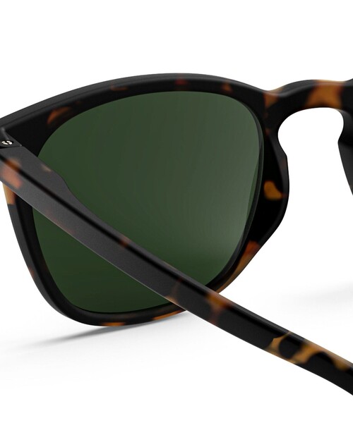 IZIPIZI(イジピジ)の「【IZIPIZI/イジピジ】SUN POLARIZED#E Iconic trapeze(サングラス・メンズ・ダークブラウン/ブラック/イエロー・FREE)」の9枚目の写真