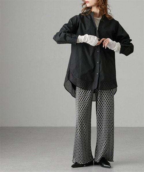 Soiunique（スワユニーク）の「裾シアー切替ゆったりサイズロング丈シャツ［Soiunique］（シャツ/ブラウス・レディース・ブラック/サックスブルー・LL/M/L）」の6枚目の写真