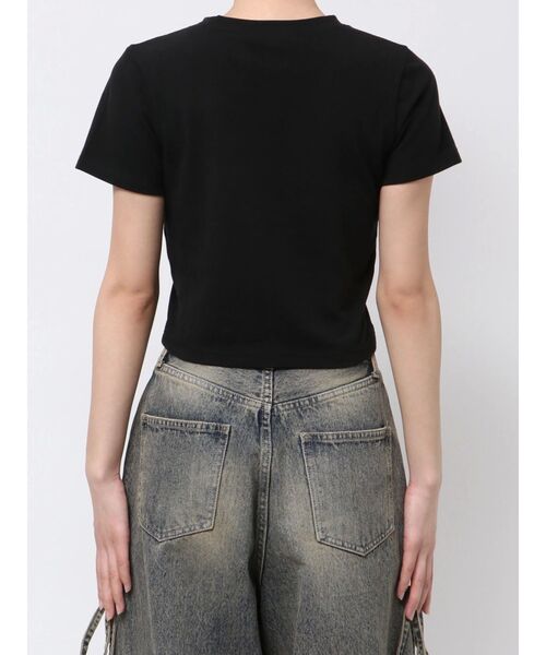 EMODA（エモダ）の「パールロゴTシャツ（Tシャツ/カットソー・レディース・グレー/ブルー/ブラック/ホワイト・FREE）」の6枚目の写真