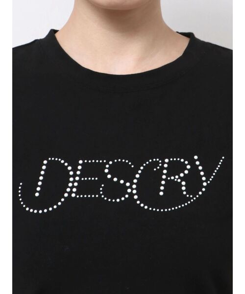 EMODA（エモダ）の「パールロゴTシャツ（Tシャツ/カットソー・レディース・グレー/ブルー/ブラック/ホワイト・FREE）」の7枚目の写真