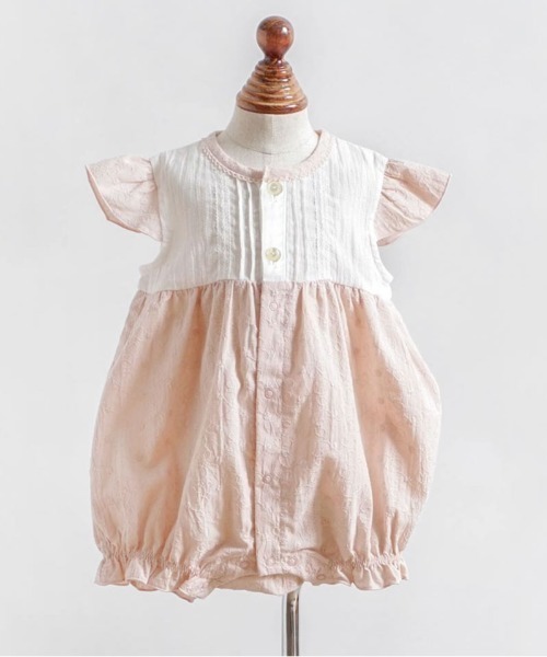 10mois（ディモワ）の「【10mois(ディモワ)】レースロンパース プリミー(小さめ)サイズ（ロンパース・キッズ・ホワイト/ピンク・50cm）」の2枚目の写真