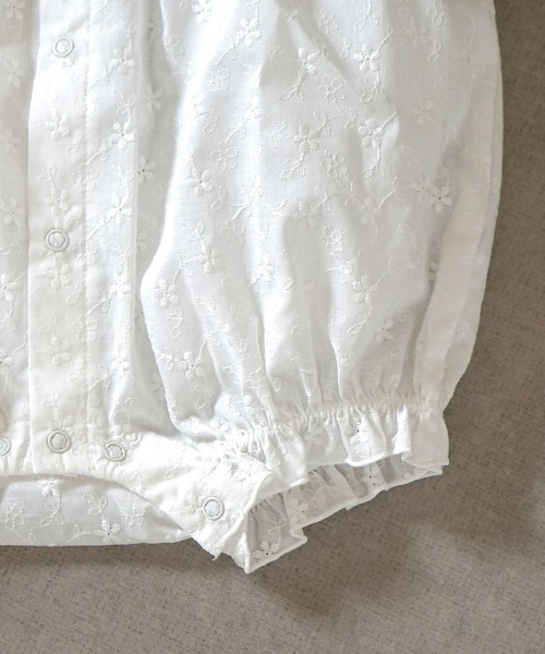 10mois（ディモワ）の「【10mois(ディモワ)】レースロンパース プリミー(小さめ)サイズ（ロンパース・キッズ・ホワイト/ピンク・50cm）」の7枚目の写真