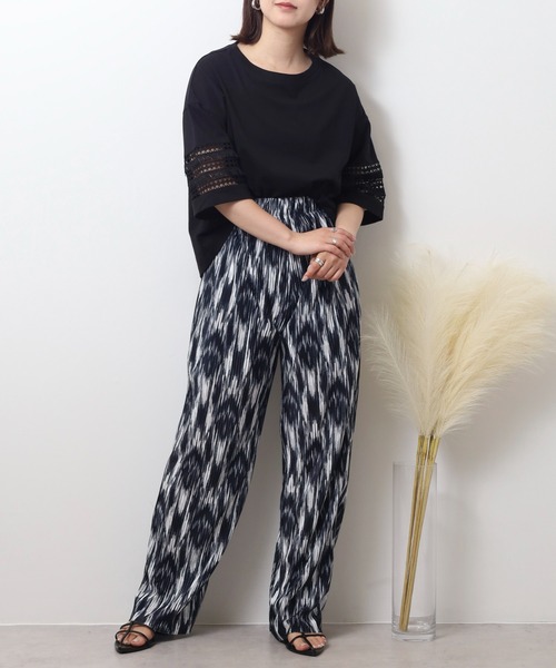 EGLANTINE(エグランティーヌ)の「EGLANTINE 袖フリンジレース5分袖カットソー(Tシャツ/カットソー・レディース・オフホワイト/ブラック/オレンジ/ベージュ・40)」の12枚目の写真