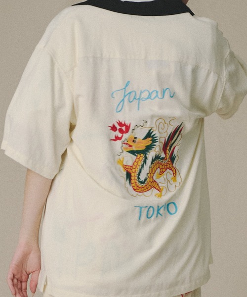 Universal Style Wear(ユニバーサルスタイルウェア)の「Universal Style Wear ドラゴン スーベニア シャツ(シャツ/ブラウス・メンズ・ブラック/ピンク系その他/オフホワイト/ベージュ系その他/ブラック系その他・MEDIUM/LARGE/X-LARGE)」の14枚目の写真
