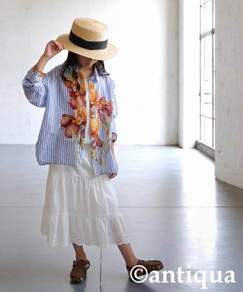 antiqua(アンティカ)の「花柄ストライプシャツ(シャツ/ブラウス・キッズ・ホワイト系その他・ONESIZE)」の2枚目の写真