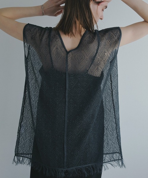 MANOF(マノフ)の「SHEER CROCHET KNIT TOPS(ニット/セーター・レディース・グリーン/アイボリー/チャコールグレー・FREE)」の15枚目の写真