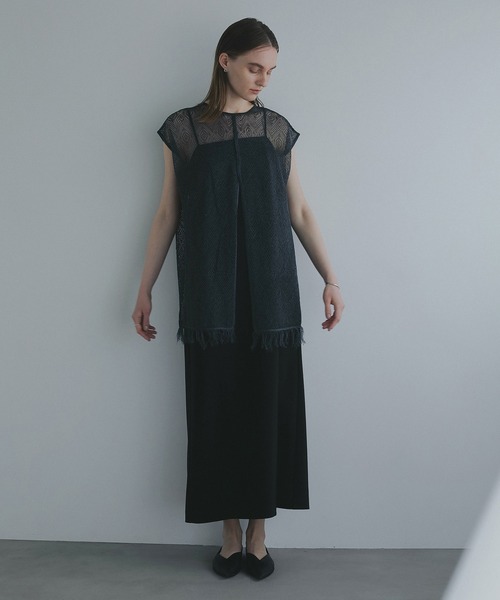 MANOF(マノフ)の「SHEER CROCHET KNIT TOPS(ニット/セーター・レディース・グリーン/アイボリー/チャコールグレー・FREE)」の18枚目の写真