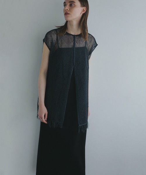MANOF(マノフ)の「SHEER CROCHET KNIT TOPS(ニット/セーター・レディース・グリーン/アイボリー/チャコールグレー・FREE)」の12枚目の写真