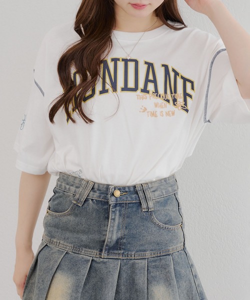 continuer de NICE CLAUP(コンティニューデナイスクラップ)の「ロゴMIX刺繍Tシャツ(Tシャツ/カットソー・レディース・スミクロ/ブルー/オフホワイト/オートミール・FREE)」の9枚目の写真
