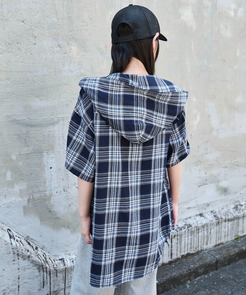 WEGO（ウィゴー）の「WEGO/フードチェックBIGシャツ（シャツ/ブラウス・レディース・ネイビー/ブラック/レッド・FREE）」の18枚目の写真