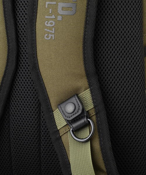 AVIREX（アヴィレックス）の「REGLESS DAYPACK / デイパック / AVIREX / アヴィレックス（バックパック/リュック・メンズ・ブラック/オリーブ系・F）」の18枚目の写真