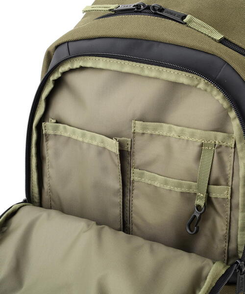 AVIREX（アヴィレックス）の「REGLESS DAYPACK / デイパック / AVIREX / アヴィレックス（バックパック/リュック・メンズ・ブラック/オリーブ系・F）」の21枚目の写真