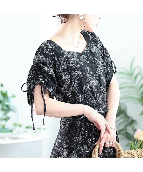 GOLDJAPAN(ゴールドジャパン)の「花柄ハートネックドロストスリーブワンピース【大きいサイズ対応】(ワンピース・レディース・オフホワイト/ブラウン/ブラック・3L/4L/5L/LL)」の16枚目の写真