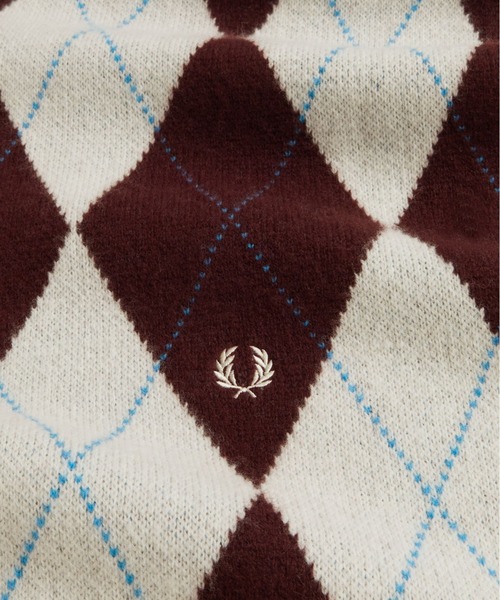 FRED PERRY(フレッドペリー)の「Brushed Argyle Scarf/アーガイルマフラー(マフラー・メンズ・オフホワイト/ブラック・ONE SIZE)」の6枚目の写真