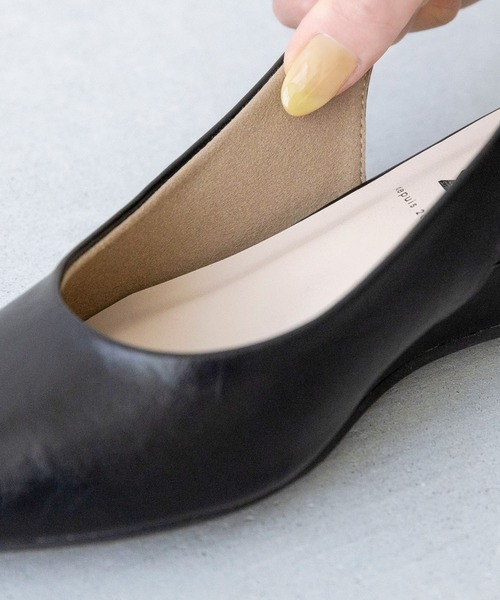 menue(メヌエ)の「ポインテッドトゥ バックストラップ ウェッジソール パンプス(パンプス・レディース・シルバー/ブラック/ブラウン系その他・21.5cm/22.0cm/22.5cm/23.0cm/23.5cm/24.0cm/24.5cm/25.0cm/25.5cm/26.0cm)」の8枚目の写真