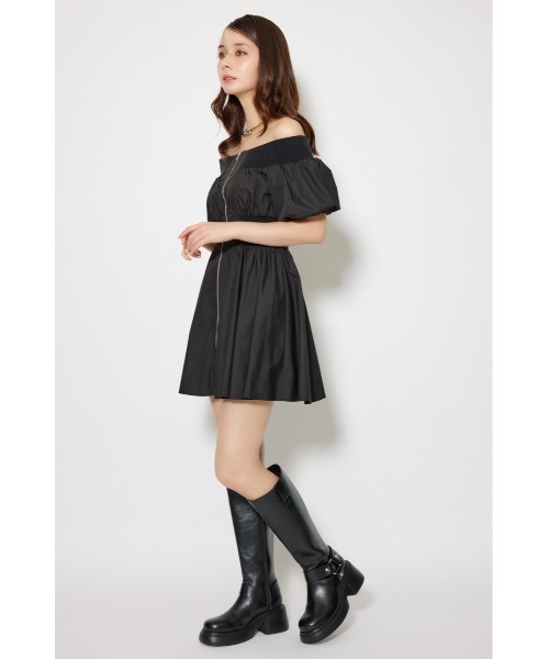 rienda(リエンダ)の「MA-1オフショルミニフレアワンピース 秋服(ワンピース・レディース・ベージュ/ブラック/ライトピンク・SMALL/MEDIUM)」の17枚目の写真