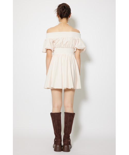rienda(リエンダ)の「MA-1オフショルミニフレアワンピース 秋服(ワンピース・レディース・ベージュ/ブラック/ライトピンク・SMALL/MEDIUM)」の5枚目の写真