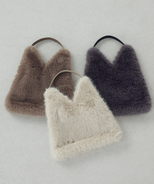 MONO　COMME CA（モノコムサ）の「フェイクファー ワンショルダー バッグ（ショルダーバッグ・レディース・モカ/アイボリー/グレー・FREE）」の9枚目の写真