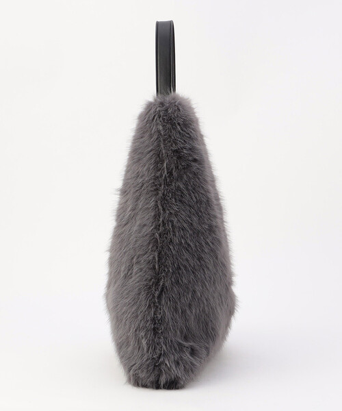 MONO　COMME CA（モノコムサ）の「フェイクファー ワンショルダー バッグ（ショルダーバッグ・レディース・モカ/アイボリー/グレー・FREE）」の16枚目の写真
