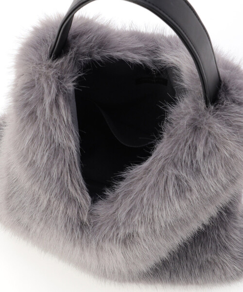 MONO　COMME CA（モノコムサ）の「フェイクファー ワンショルダー バッグ（ショルダーバッグ・レディース・モカ/アイボリー/グレー・FREE）」の21枚目の写真