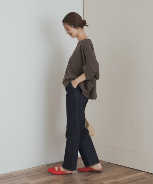 URBAN RESEARCH DOORS(アーバンリサーチドアーズ)の「『UR GREEN』ミニ裏毛変形プルオーバー(Tシャツ/カットソー・レディース・ブラック/カーキ/グレー系その他・MEDIUM)」の6枚目の写真