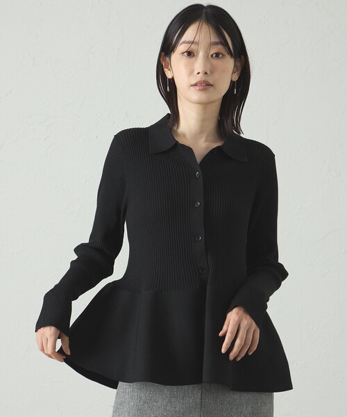 CAST:（キャストコロン）の「【イージーケア】ペプラムニット（ニット/セーター・レディース・レッド/オフホワイト/ブラック・M）」の2枚目の写真