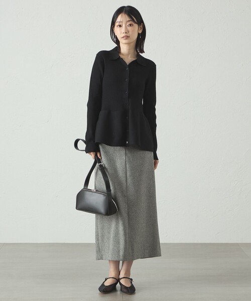 CAST:（キャストコロン）の「【イージーケア】ペプラムニット（ニット/セーター・レディース・レッド/オフホワイト/ブラック・M）」の7枚目の写真