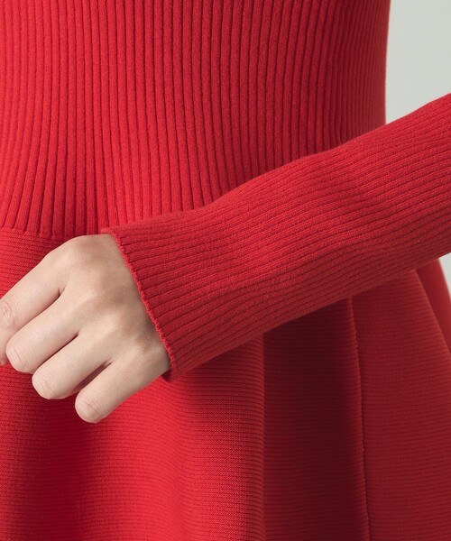 CAST:（キャストコロン）の「【イージーケア】ペプラムニット（ニット/セーター・レディース・レッド/オフホワイト/ブラック・M）」の13枚目の写真