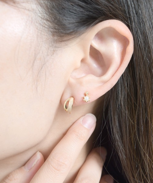 みっちゃんです。ムーンフラワーカービング　トリプレットカービングピアス みっちゃんです。ムーンフラワーカービング トリプレット