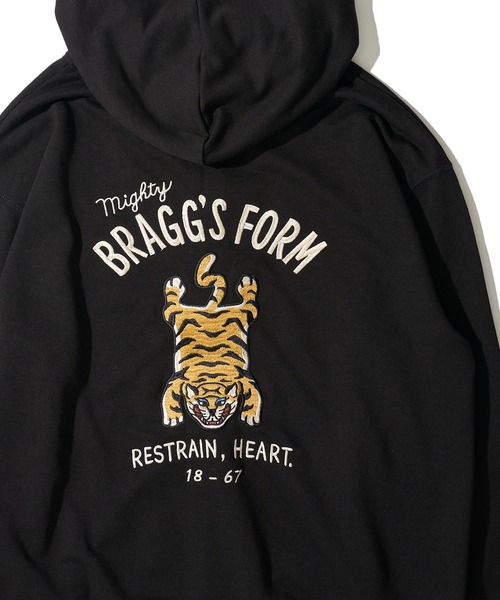 POWER TO THE PEOPLE（パワートゥーザピープル）の「【POWER TO THE PEOPLE】トラ刺繍ジップアップパーカー（パーカー・レディース・ブラック/キナリ/グリーン・LARGE/MEDIUM）」の2枚目の写真