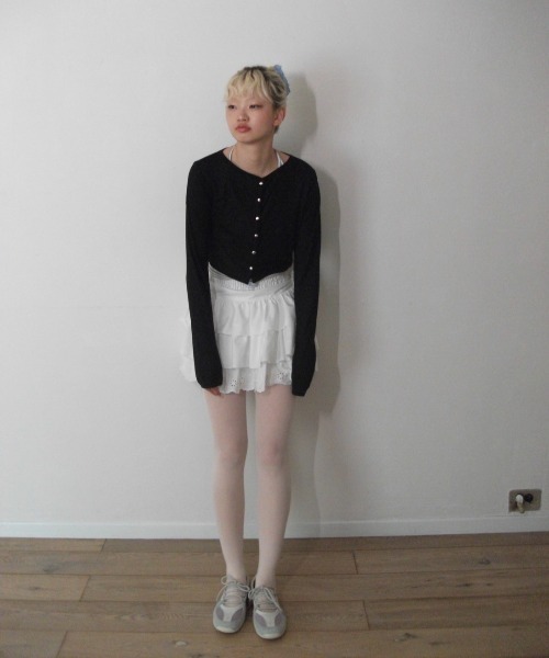 Smyeon（スミョン）の「Long sleeve sheer cardigan/ロングスリーブカットカーディガン（カーディガン/ボレロ・レディース・グレー/ブラック/ライトブルー・FREE）」の7枚目の写真