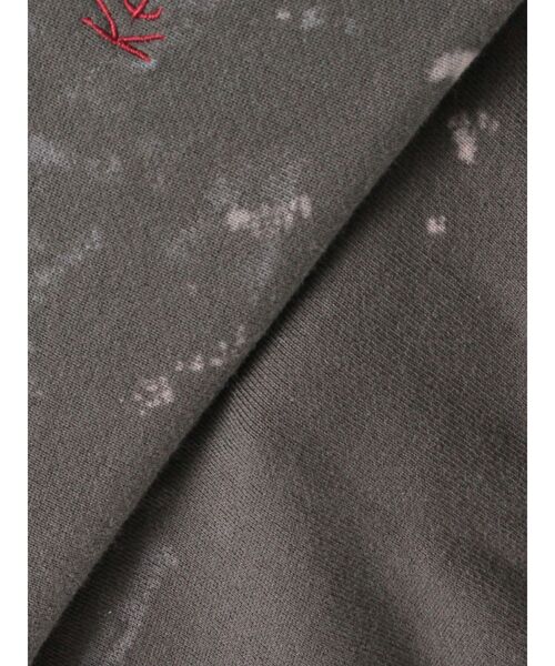 jouetie（ジュエティ）の「【KevinCummins×jouetie】フォトダメージプルオーバー スウェット トレーナー（スウェット・レディース・アイボリー/ブラック/ブルー・MEDIUM）」の8枚目の写真