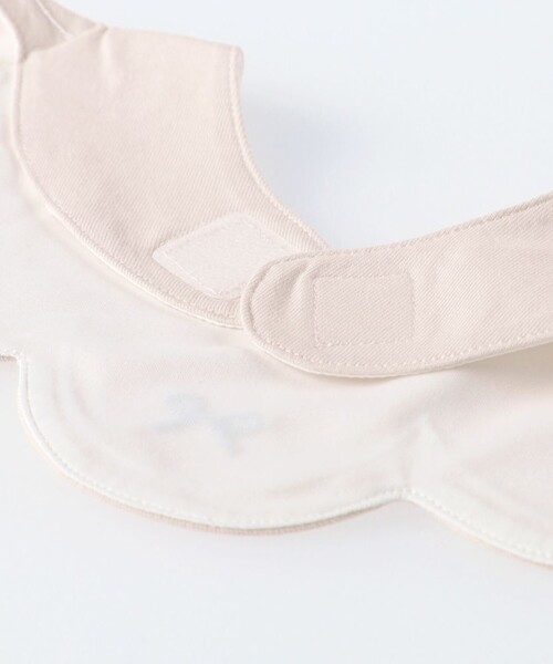 BRANSHES（ブランシェス）の「リボンスカラップスタイ（スタイ/よだれかけ・キッズ・アイボリー/ピンク・FREE）」の7枚目の写真