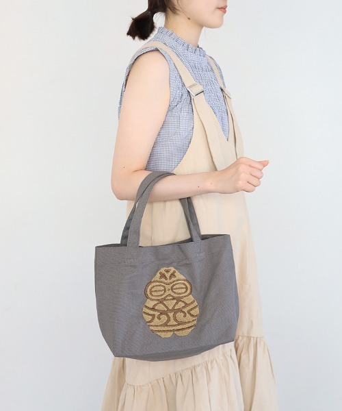 Bleu Bleuet(ブルーブルーエ)の「ミステリーキャンバストートバッグ(トートバッグ・レディース・アイボリー/ブルー/グレー・FREE)」の11枚目の写真