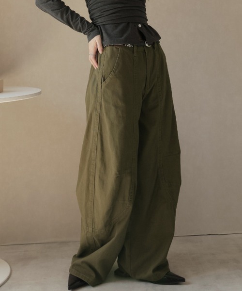 Ulysses（ユリシス）の「カーブシルエットワイドパンツ（その他パンツ・レディース・グリーン/ダークグレー/ブラック・L/M/S）」の9枚目の写真