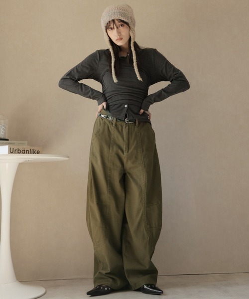 Ulysses（ユリシス）の「カーブシルエットワイドパンツ（その他パンツ・レディース・グリーン/ダークグレー/ブラック・L/M/S）」の19枚目の写真