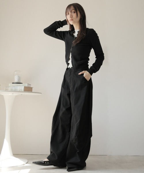 Ulysses（ユリシス）の「カーブシルエットワイドパンツ（その他パンツ・レディース・グリーン/ダークグレー/ブラック・L/M/S）」の5枚目の写真