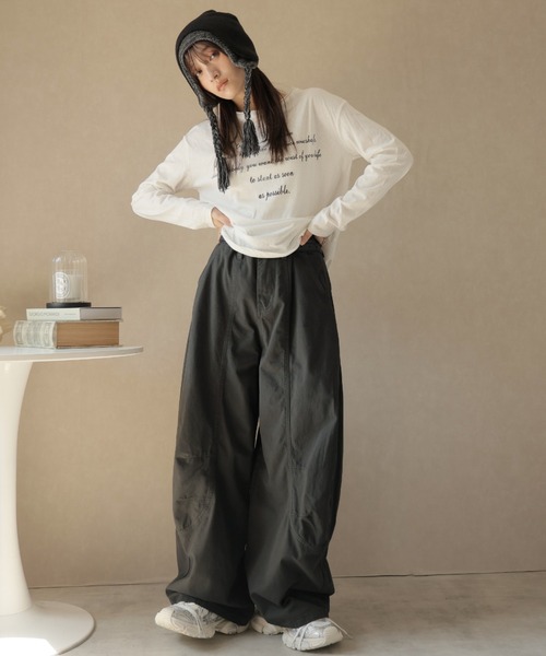 Ulysses（ユリシス）の「カーブシルエットワイドパンツ（その他パンツ・レディース・グリーン/ダークグレー/ブラック・L/M/S）」の6枚目の写真