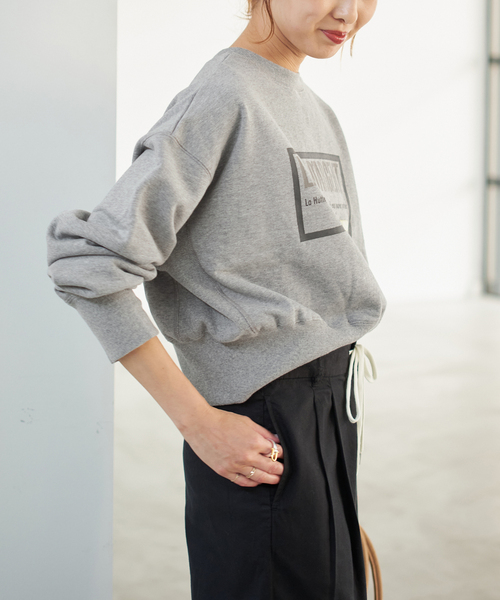 Spick & Span（スピックアンドスパン）の「La Hutte / ラ ユット 別注クロップスウェット*（スウェット・レディース・グレー/ネイビー/グリーン・FREE）」の10枚目の写真